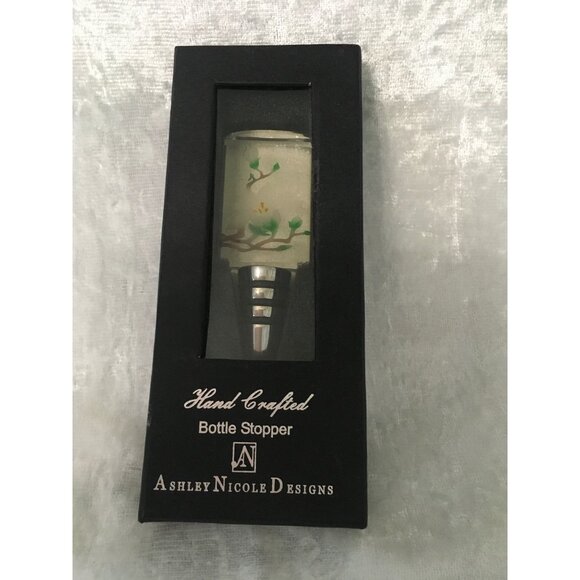 Ashley Nicole Designs Hand Crafted Bottle / Wine‎ Stopper With Floral Design - Picture 1 of 6